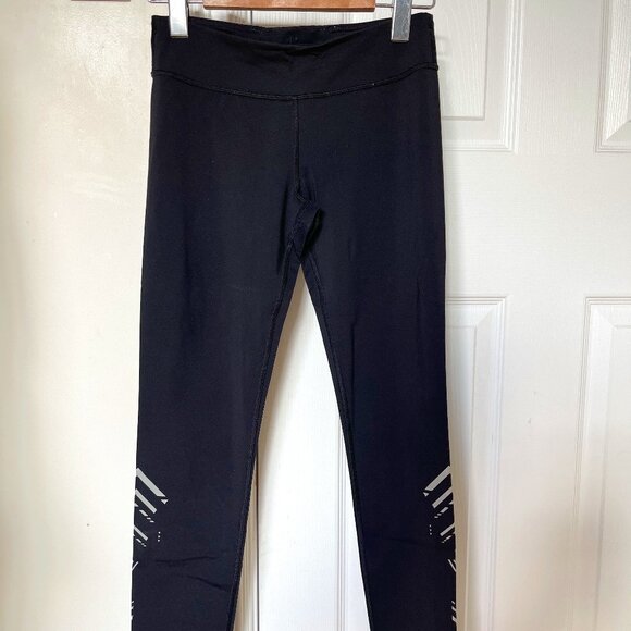 Ivivva High-Rise Everlux Fabric Leggings with Reflective Designs - Black - Picture 1 of 3